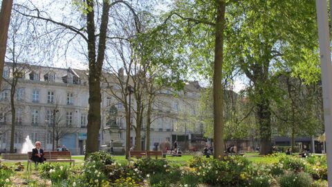 Les espaces verts en ville, à l’image des parcs, ont une influence bénéfique sur la santé. © V.Vidril